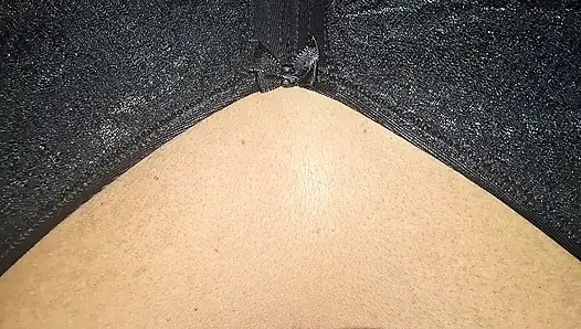 Şişman götlü ve memeli Asyalı orta yaşlı seksi kadın