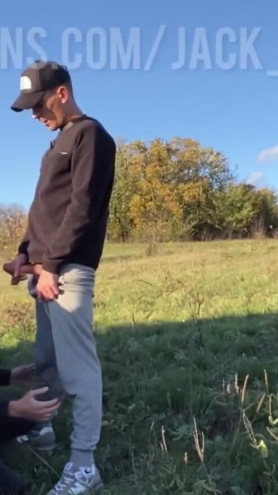 SUCK A DICK A STRAIGHT DUDE OUTDOOR | Clip 3