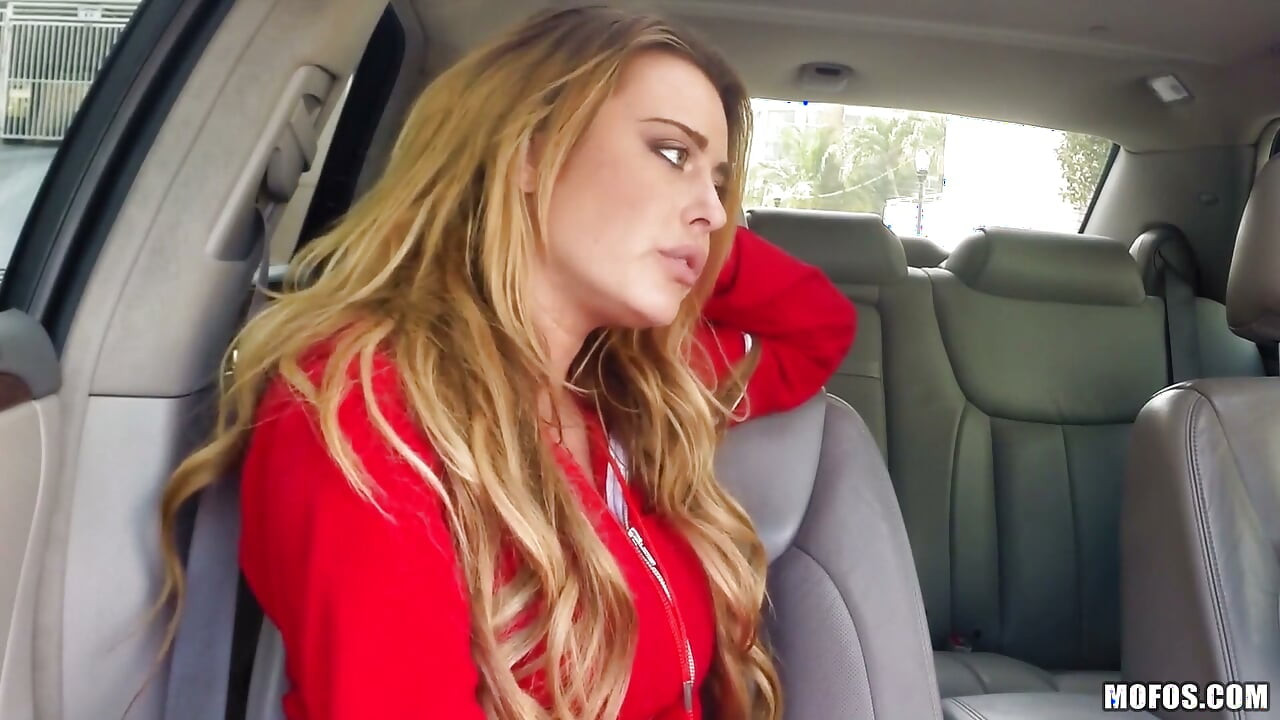 Stranded Teens - Caucasian Corinna Blake Accepts Tony Massive Rod for Intense Pussy Pounding Fun