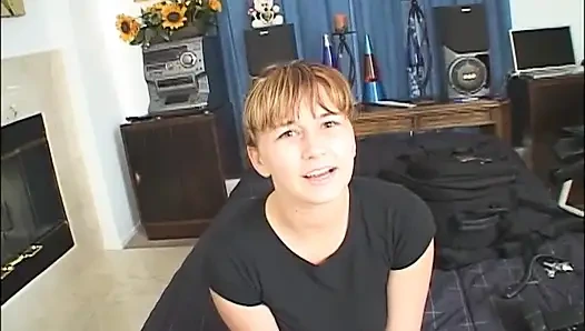 Грудастую Милфу В Нижнем Белье Жестко Трахают... Снимает Видео Экшн!