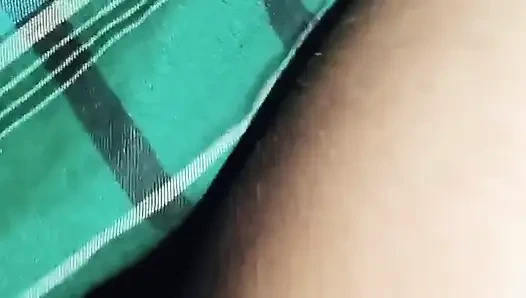 Hintli tamil boşanma orta yaşlı seksi kadın işiyor