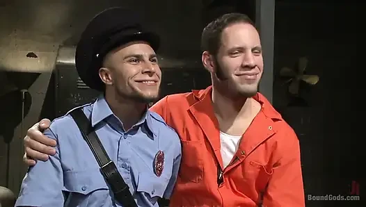 Arrogant Cop Tormented by His Prisoner
