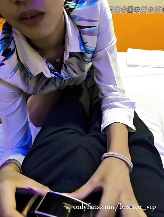 ओबीटीपी-240326 महिला बैंक कर्मचारी के साथ सेक्स किया।