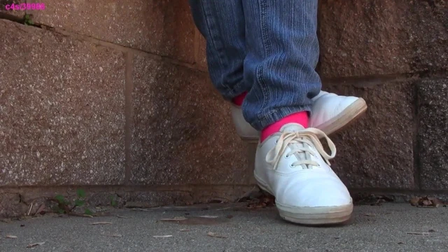 Jasmine cold Keds shoeplay