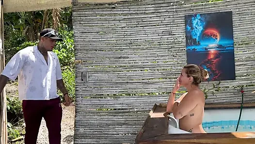 Pertemuan liar POV dengan resepsionis pantat besar hotel