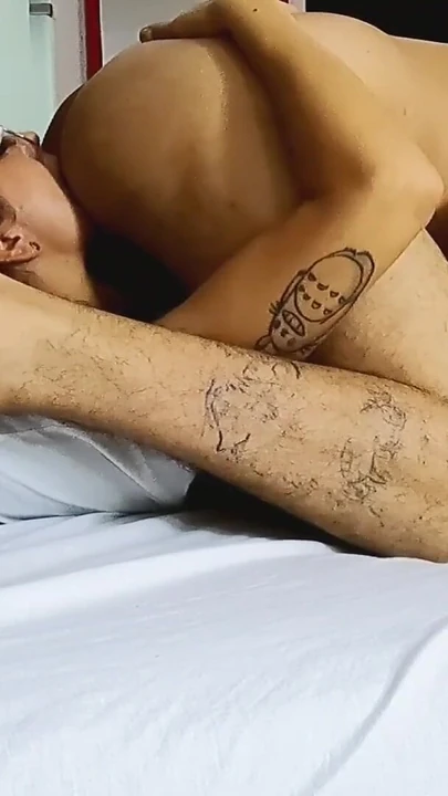 标志性的时刻来自“躺下，感受我的大假阳具插入你的菊花 第2季 #01”