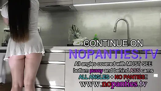 Gadis kampus dengan toket besar alami dengan gaun putih tembus pandang pamer kaki dan celana dalamnya yang panjang