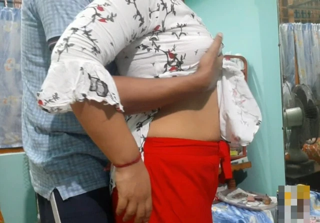 Beautiful Indian Couple Real Sex Video When They're Alone At Home