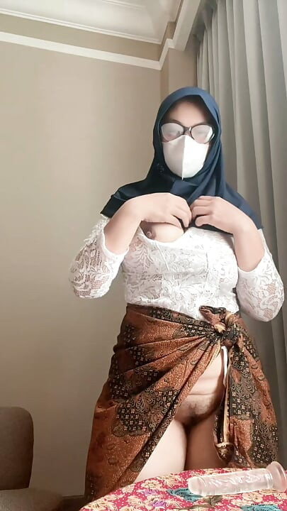 Indonesian traditional masturbate