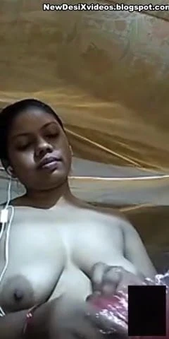 Indian sexy boob show selfie video