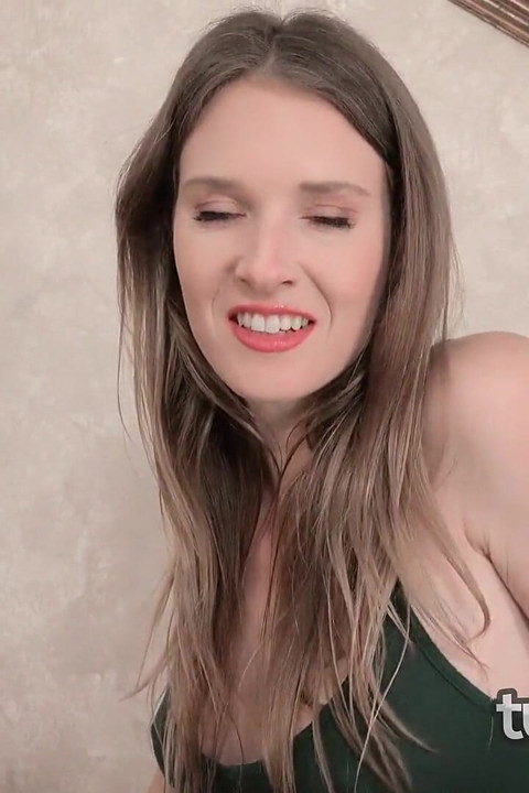 Tug Casting Ashley Lane Leprechaun Handy