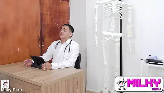 Gadis Latina Datang Untuk Nyeri Vagina Dan Mendapat Dosis 20cm Penedol