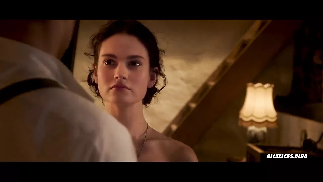 Lily james dalam pengecualian