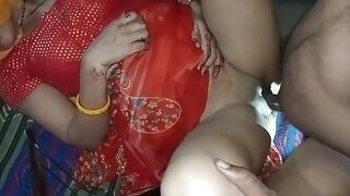 Video indio xxx, besos indios y lamiendo coño, chica india cachonda Lalita en video de sexo, Lalita bhabhi sexo