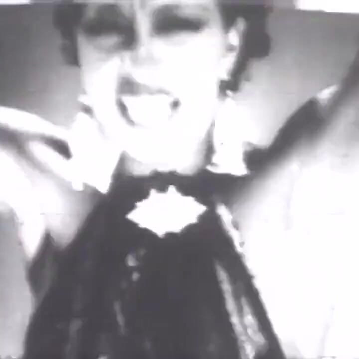 การเต้นเย้ายวนของ Josephine Baker