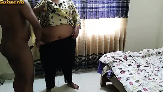 Crot sperma di dalam memek & mulut pasangan india