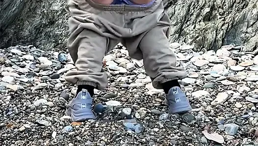 Desperate Girl's Pee on the Beach Compilation