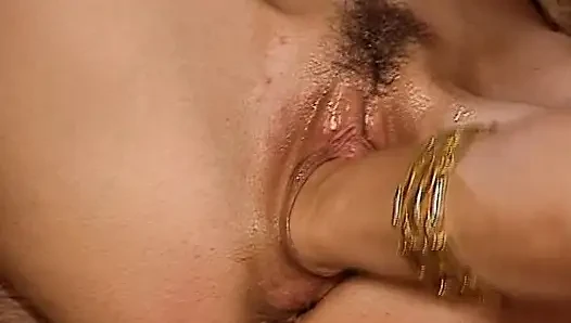 Exclusive German MILFS getting anally banged in intense threesome