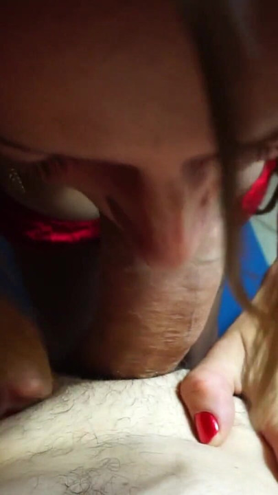 YOUNG SLUT BLOWJOB AND CUM IN MOUTH | Clip 1