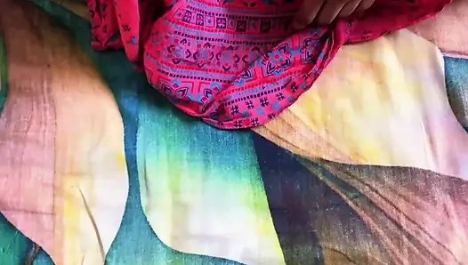 Bhabhi crazy for fucking because her husband not at home