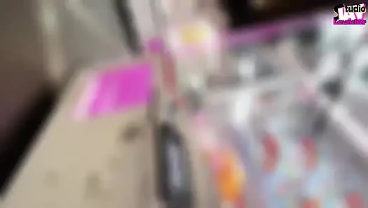 Kendi kendine oynama - gerçek bir ona-kız şehir yürüyüşünde sessiz zirvesini kaydediyor bölüm-1