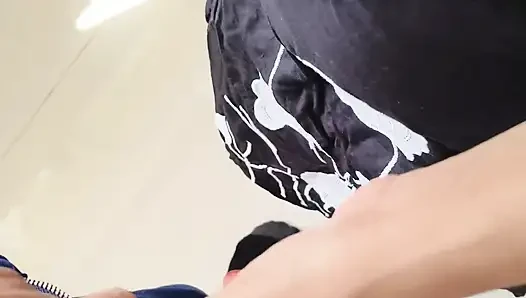Pati ne apne patni ko romantic mood se chut ki chudai kiya aur chut ka maza liya . Indian desi village hindi viral sex videos
