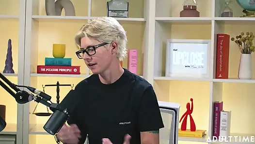 Khloe Kingsley: Squirting on Camera & Red Flags