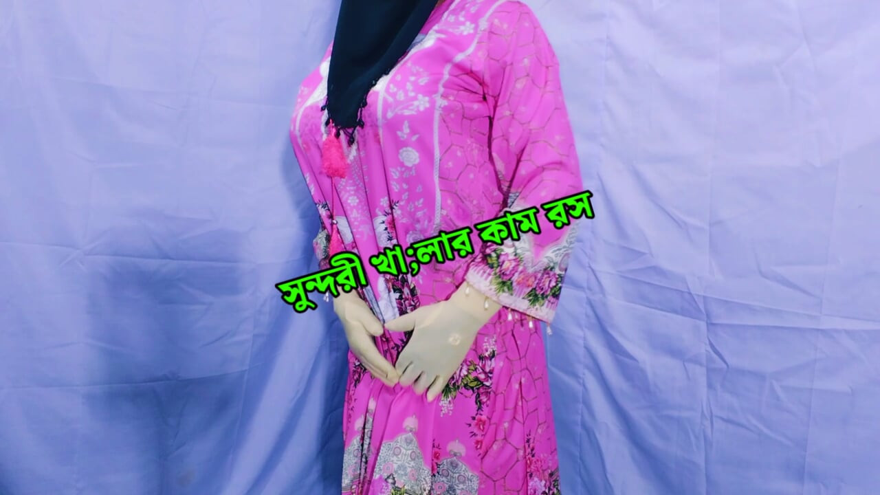 Wanita Bangladeshi yang sangat cantik dimasukkan kote dari belakang