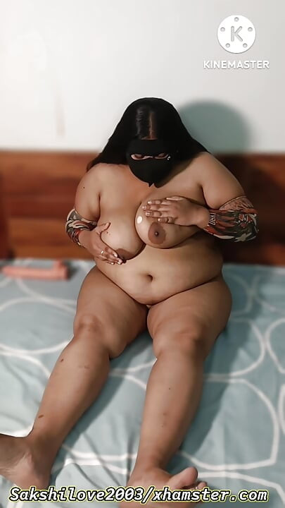 Desi Indian BBW Sakshi Stretches Her Pussy With Huge XXL DILDO