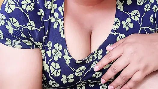 Hintli sakso yarak emiyor ateşli kız seksi edepsiz konuşma