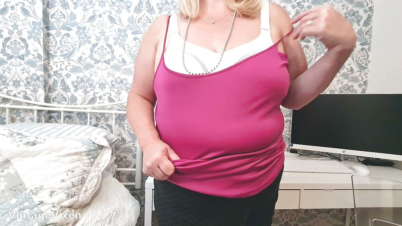 Naughty Mature BBW Girlfriend Wants You To Fuck Her In Stockings