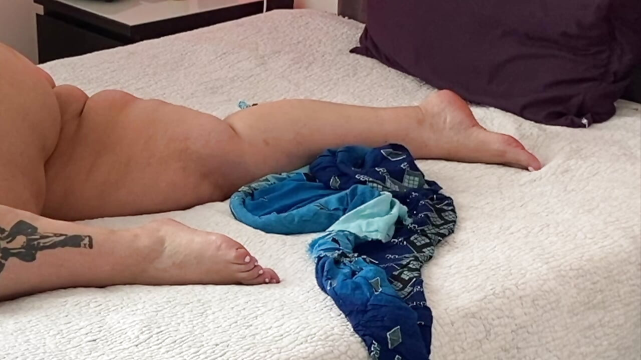 BBW Milf ready to sit on Hard Black Dildo Cock.