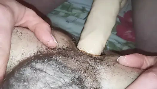 Жестко трахни моего мужа в задницу.