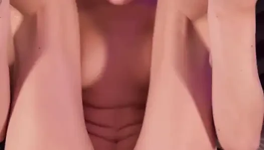 Hari Delilah suka kontol gemuk yang dibor ke dalam memeknya