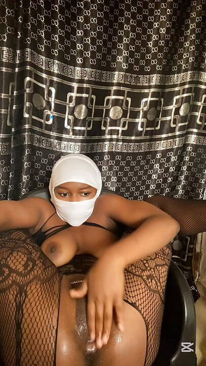 All hail my tiny cunt