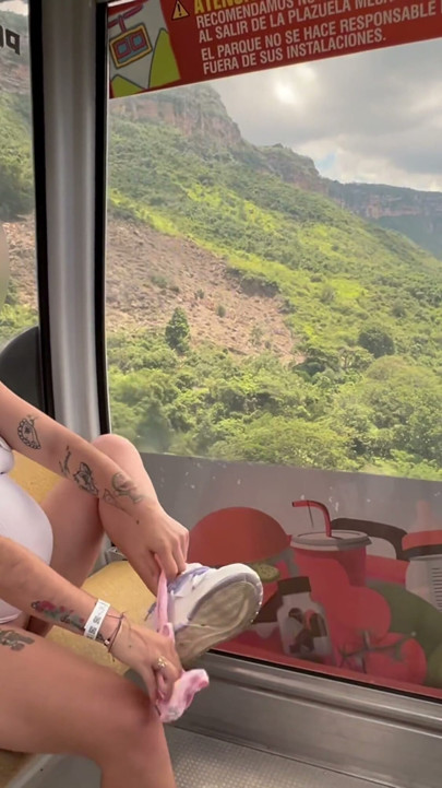 Blowjob And Fuck In The Cable Car In Colombia, Santander With A Very Horny Pregnant Woman | Clip 1