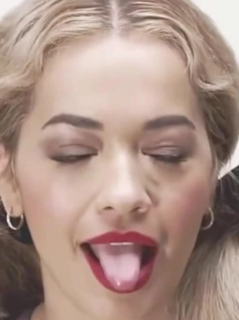 Rita Ora Loop #6