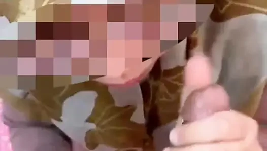 Üvey erkek kardeş tekrar emmek için