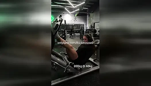 TikTok Live Gym Gangbang: 5 Strangers Breed 18yo Pussy