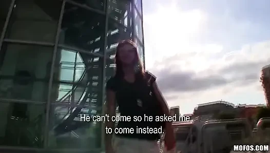 Public Pickups - Brunnete Aimee Ryan bekommt eine kleine arsch-zu-Mund-action