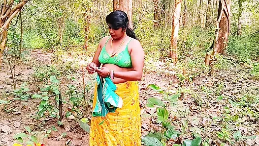 Seks hutan di luar ruangan. Desi bhabi ngentot kontol besar abang laki-laki Husbend di hutan. Telugu Dirty Talks.