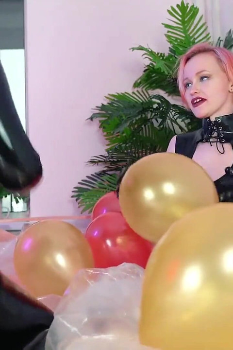 Looney Fetish, Air Balloons Lesbian Fun in Latex Rubber Costumes