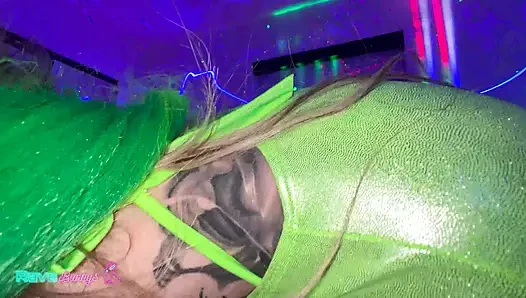 Cristina Savoy Owns A Neon Afterparty With Wild Energy!