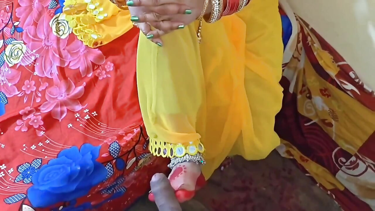 Desi Beautiful Hot 18 Plus Step Stepsister Tight Pussy Fuck by Indian Hardcore Mms, Indian Desi Village Cute 18 Plus Girl Hindi