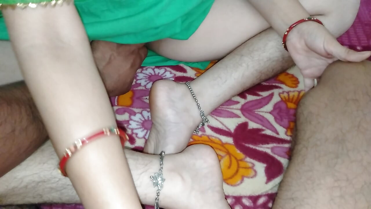 Doggy style sex with Indian bhabhi tight pussy sex video