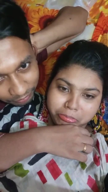Thrilling moment from "Bengali Marriage Frist Night Video"