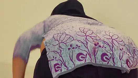 Egyptian Hot Big Tits & Big Ass 19yo BBW Maid Fucked by Owner, While She Cleaning Owner's Room - Cum