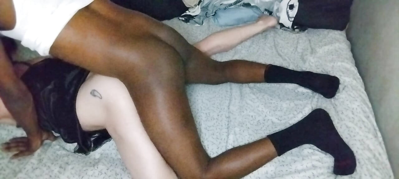 Gagică sexy Maria care are parte de mare și neagră