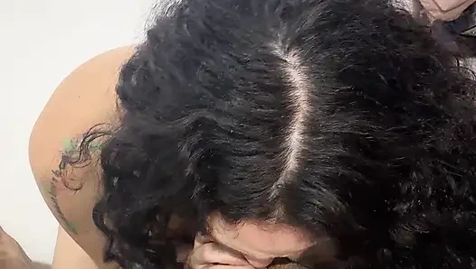 Вкусный минет и скачка миниатюрной латины