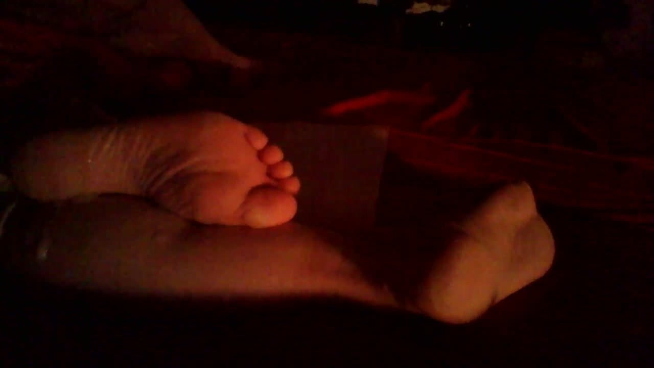 Cum on her pretty soles 3